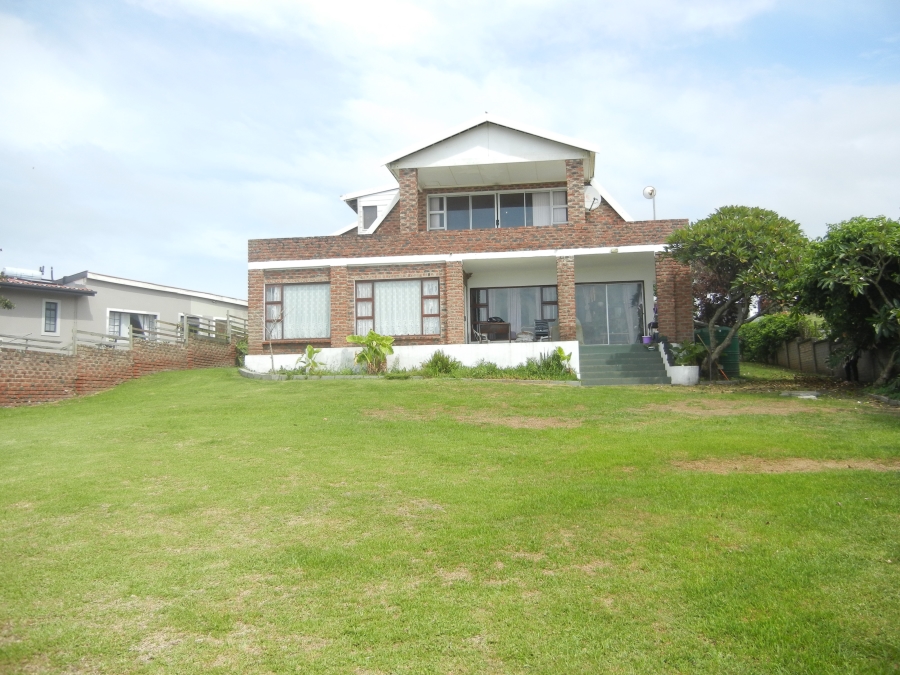 9 Bedroom Property for Sale in Winterstrand Eastern Cape